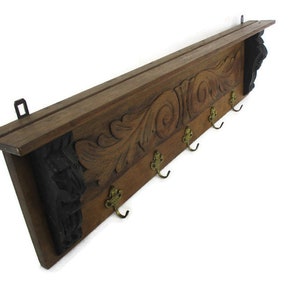 Hand Carved Wood Wall Shelf Coat Hat Kitchen Rack Lion Heads Two Toned 50s Mid Century Modern