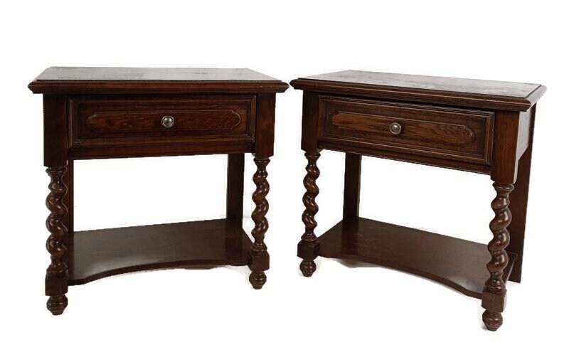 Broyhill wellsley 2024 end table