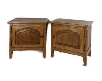 Paar Französisch Louis XV / XVI Stil Holz Eiche Nachttische Ende Tische Modernist Vintage
