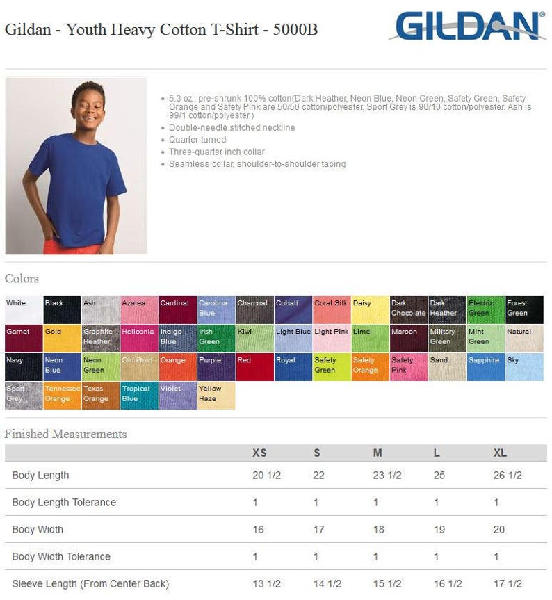 Puede incluir: Una camiseta de algod&oacute;n pesado de manga corta para ni&ntilde;os, disponible en una variedad de colores. La camiseta tiene cuello redondo y est&aacute; disponible en las tallas XS, S, M, L y XL. La imagen muestra una tabla de colores con los diferentes colores disponibles. La camiseta est&aacute; hecha de 100% algod&oacute;n, excepto los colores Dark Heather, Neon Blue, Neon Green, Safety Green, Safety Orange y Safety Pink, que son 50/50 algod&oacute;n/poli&eacute;ster. El color Sport Grey es 90/10 algod&oacute;n/poli&eacute;ster y el color Ash es 99/1 algod&oacute;n/poli&eacute;ster.