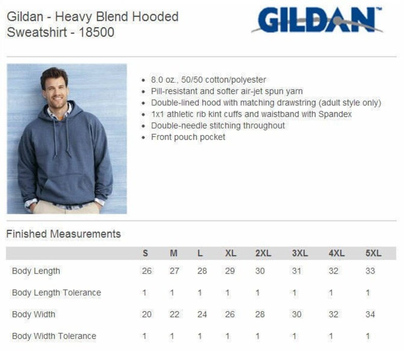 Op de afbeelding: Een blauwe hoodie met een voorzak. De hoodie is gemaakt van een mix van katoen en polyester. De maattabel toont de afmetingen in inches voor maten S tot en met 5XL.