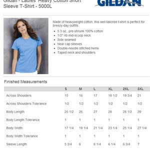 Puede incluir: Un gr&aacute;fico que muestra las medidas finales de una camiseta de manga corta de algod&oacute;n pesado Gildan para mujer en tallas S, M, L, XL, 2XL y 3XL. Las medidas se dan en pulgadas para la anchura de los hombros, la tolerancia de la anchura de los hombros, la longitud del cuerpo, la tolerancia de la longitud del cuerpo, la anchura del cuerpo, la tolerancia de la anchura del cuerpo, la longitud de la manga y la longitud de la manga desde el centro de la espalda.