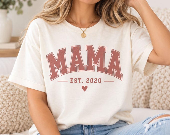 Custom Family Shirt Personalized Mama Papa Baby Sister Brother Sweatshirt Custom Est Year Matching Family Outfit Grandma Grandpa Aunt Hoodie