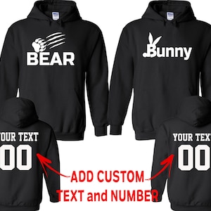 Sudadera con capucha a juego para parejas BEAR BUNNY Together Since Dorso Fecha Números Anverso Espalda Sudaderas a juego para parejas