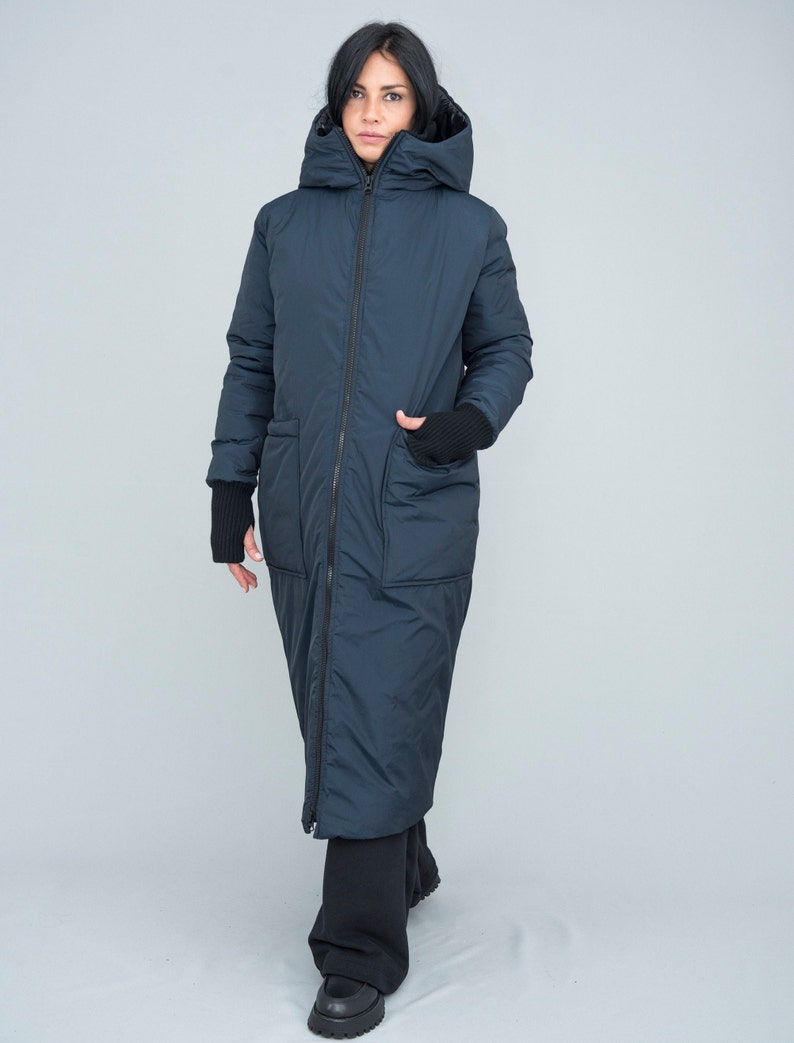 Long puffer coat, hood, dark blue color. Oversized fit, two way zipper, for daily activities, excellent gift for her, casual wear image 1