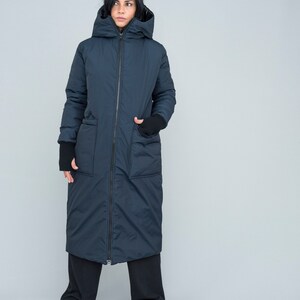 Long puffer coat, hood, dark blue color. Oversized fit, two way zipper, for daily activities, excellent gift for her, casual wear image 3