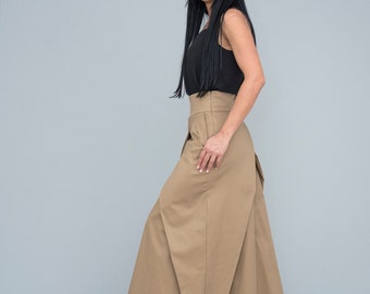Plus Size Flowy Long Skirt: Avant Garde Wedding Guest Outfit
