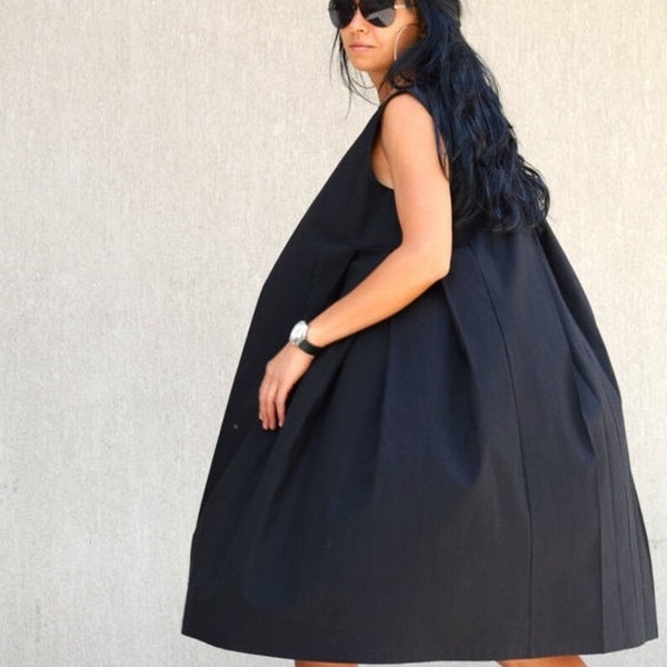 Pleated Maternity Loose Fitting Dress, Fit and Flare Knee Length Maxi Dress by Kotytostylelab Clothing
