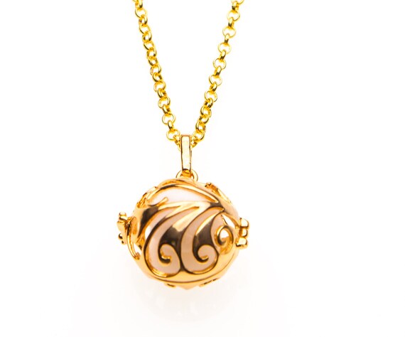 essential oil necklace