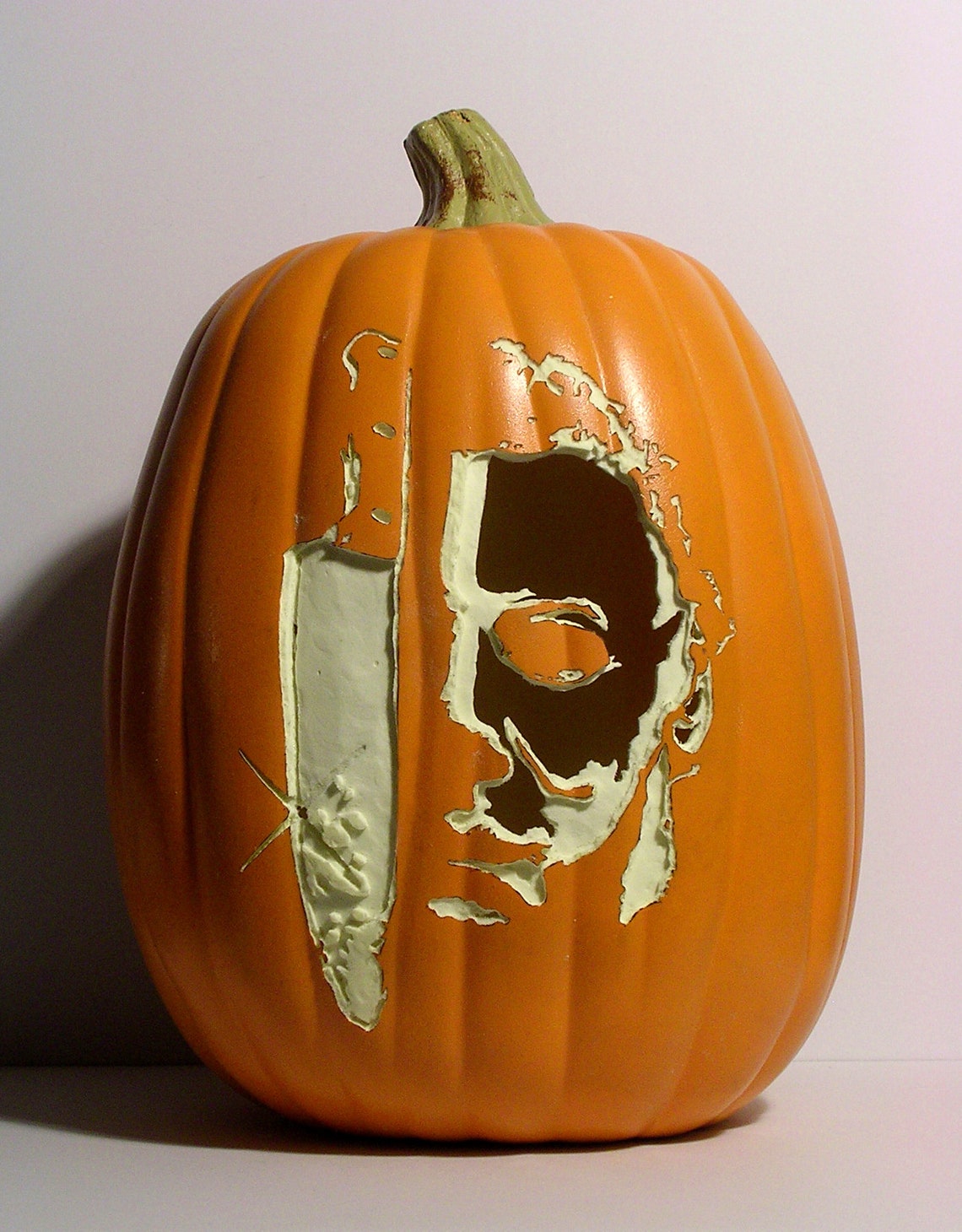 HALLOWEEN Michael Myers Face Knife Hand Carved Foam Etsy michael-myers-pumpkin-carving-template
