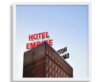 Hotel Imperio foto imprimir Nueva York arte Gossip Girl arte impresión neón luz Nueva York edificio fotografía arquitectura Hipster arte Bachiller cojín Decor