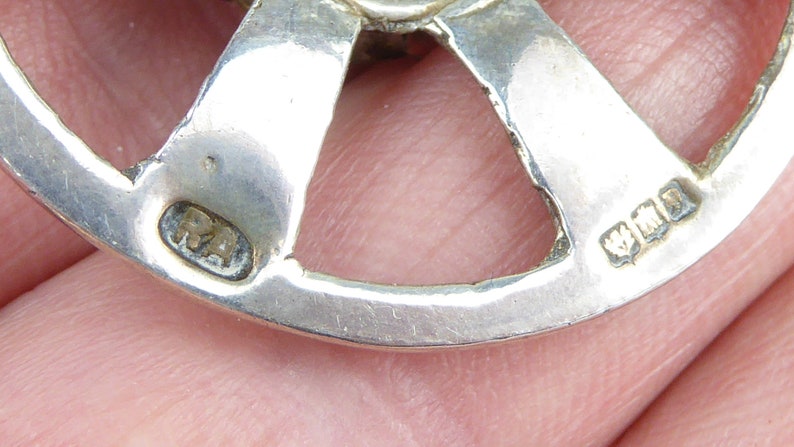 Edinburgh hallmarks Antique vintage Robert Allison Scottish silver brooch