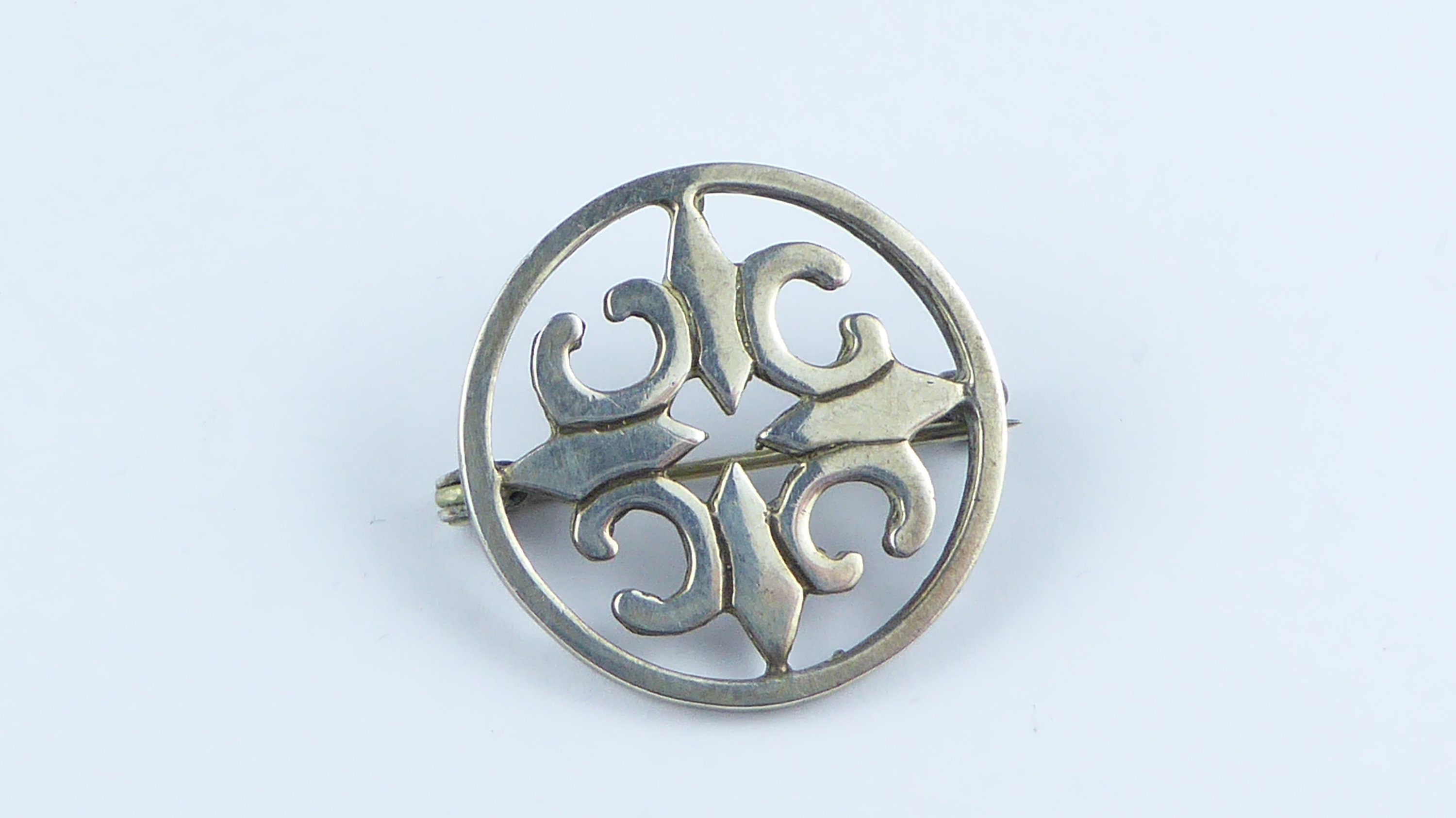 Earl of Orkney round Scottish brooch silver cross Celtic pin Scotland Vintage Ola Gorie Scottish sterling silver St Magnus cross brooch