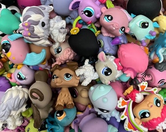 LPS Littlest Pet Shop - 3 Pets Mystery Box Lot ~ w/ at least 1 Dog or Cat // Vintage Hasbro y2k nostalgia