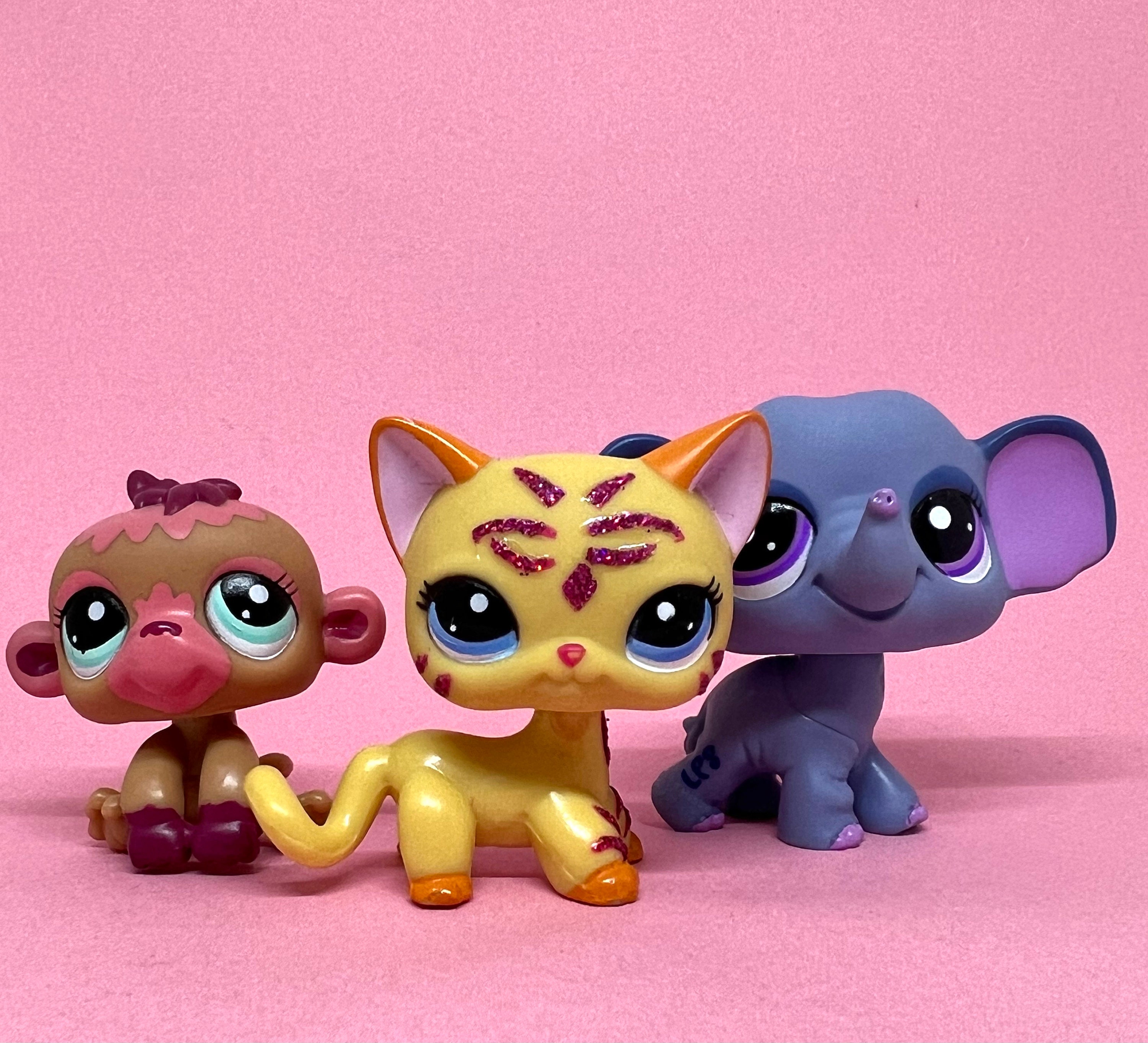 Littlest Pet Shop Authentic LPS Shorthair Cat #2118 and Two Other
