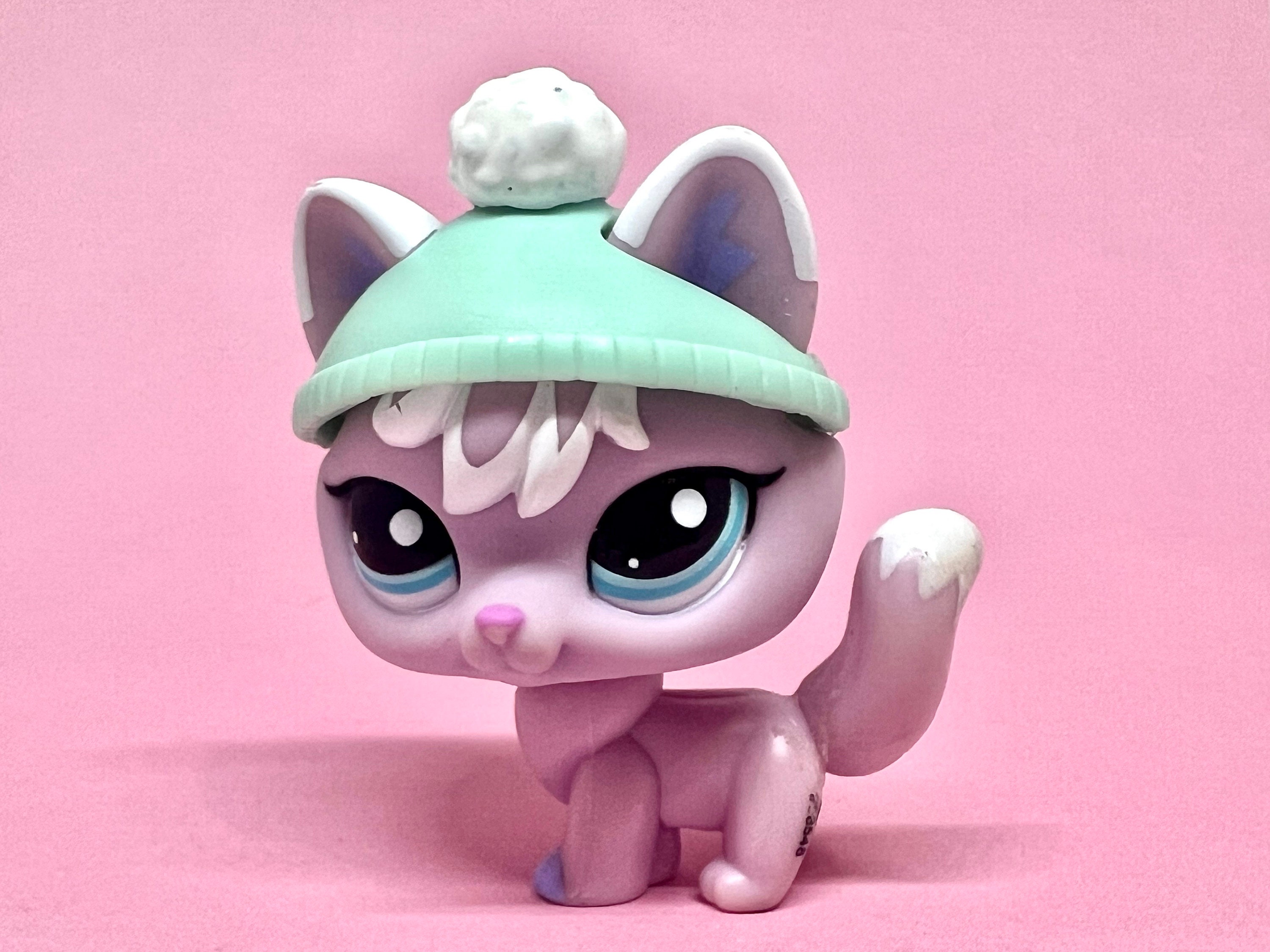 LPS Littlest Pet Shop Authentic Fox #2400 / Vintage Hasbro Y2k