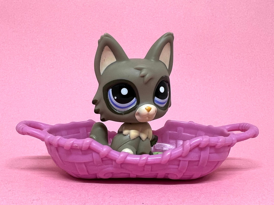 Littlest Pet Shop Authentic LPS Very Rare Wolf Cat Cat 1953 / Etsy