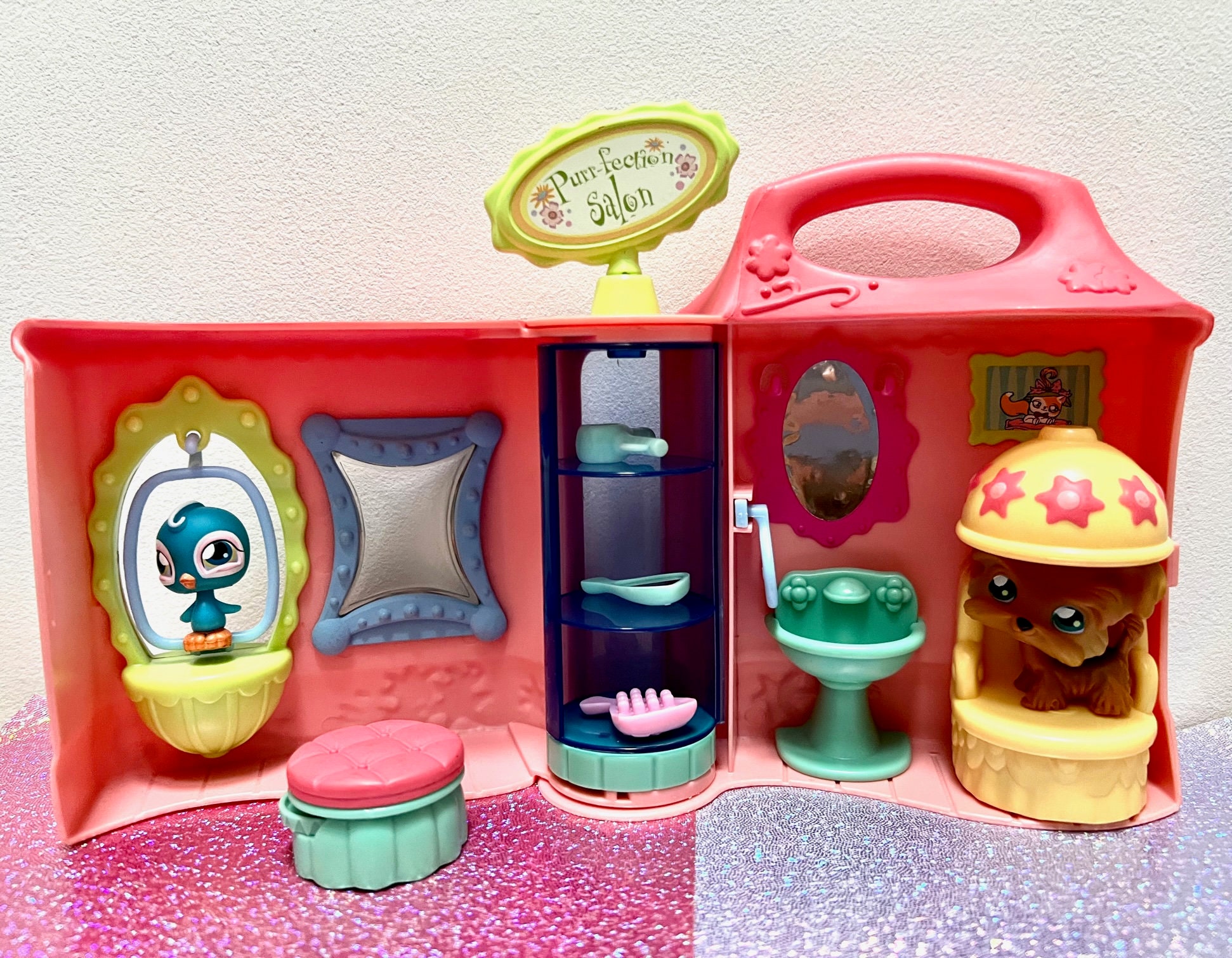 Littlest Pet Shop Authentic LPS Purr Fection Hair Salon with two pets Vintage Hasbro