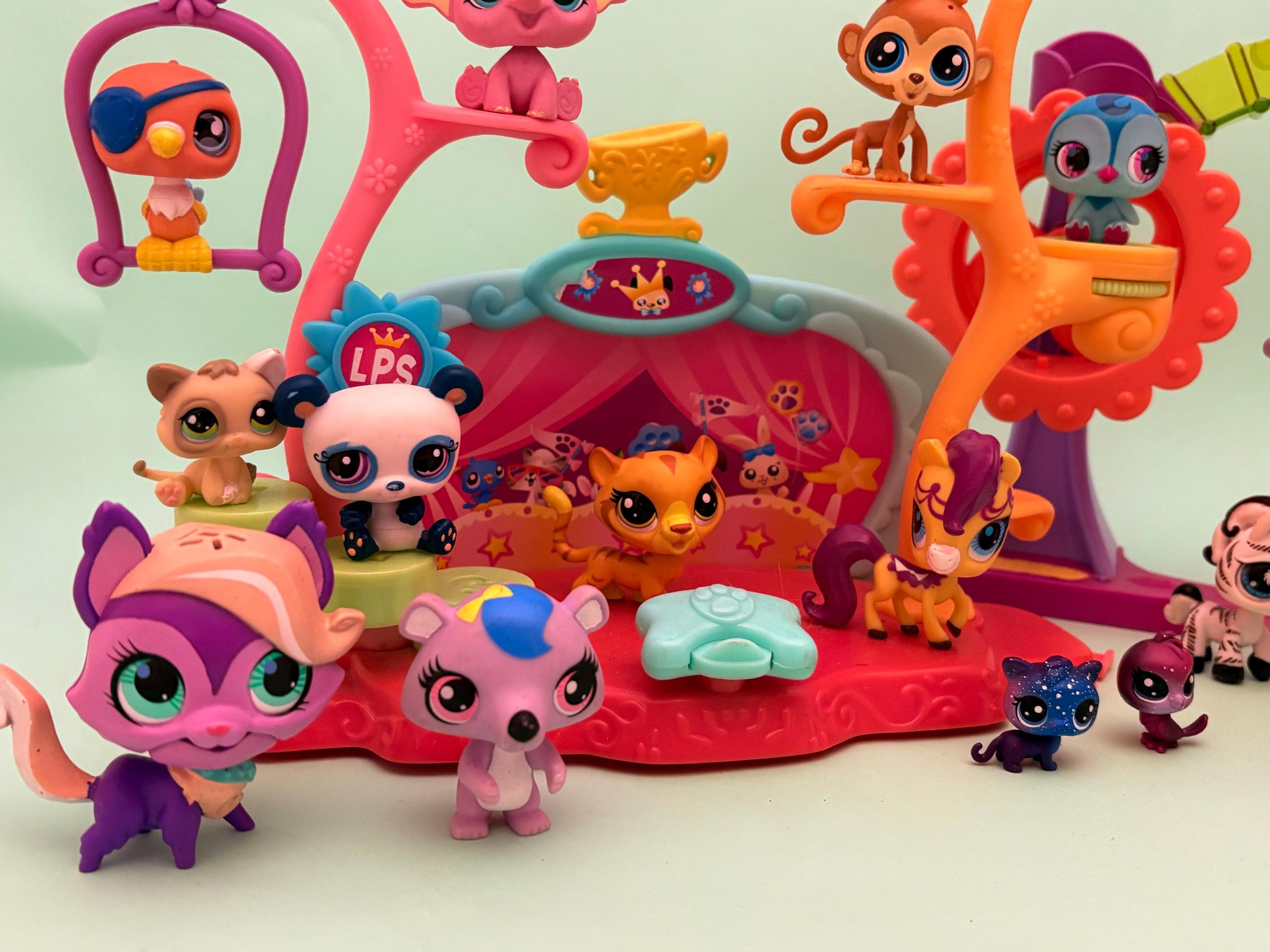 LPS リトルペットショップ 本物のトリック＆タレントショーセット
