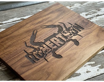 Crab Custom Wood Cutting Board, Engraved Butcher Block, Maryland, Alaska, Unique Gift for Family, Wedding, Anniversary, New Home, Retirement