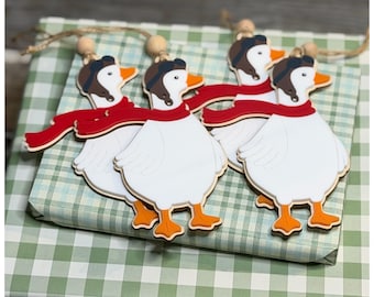 Personalized Aviator Goose Ornament: Aviation Christmas Gift for Pilots, Flight Crew & Travel Lovers