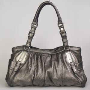B. Makowsky Y2K Metallic Silber Echtleder Große Umhängetasche