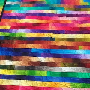 Strip quilt, Jelly Roll Race, ombre quilt, Bright multicolor quilted throw, lap quilt, Texas Friends Team, Quiltsy handmade, Free shipping