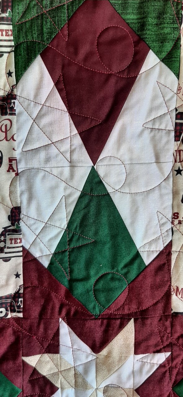 Texas A&M Christmas Quilt, Twin Size Quilt, Aggie Lover's Oversized Lap