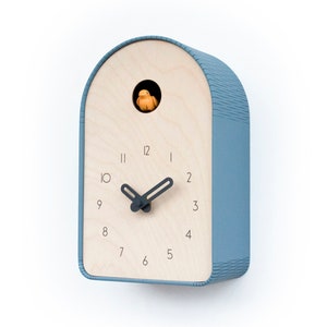 Cuckoo Clock - Unique Modern Design - Table / Wall clock (GSMU01)