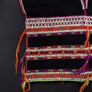JOB&#39;S TEARS *** Vintage Karen ethnic blouse, top, handwoven & embroidered fabric, seeds, fringe, Myanmar, Thailand, Asia, boxy, s / m, Boho