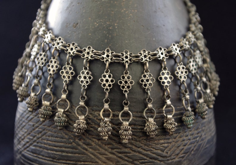 Syria Turkey GRACEFUL /& DELICATE Ottoman-style Vintage ethnic Bedouin choker necklace Boho Middle East patina Armenian tribal jewelry