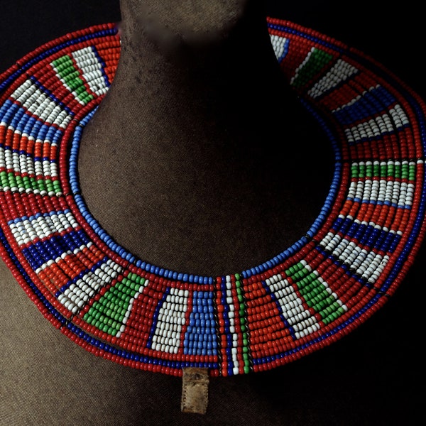 SPLASH OF COLOR *** Masai Vintage beaded tribal collar necklace, green, white, red, blue glass, hook closure, ethnic, Maasai, Kenya, Africa