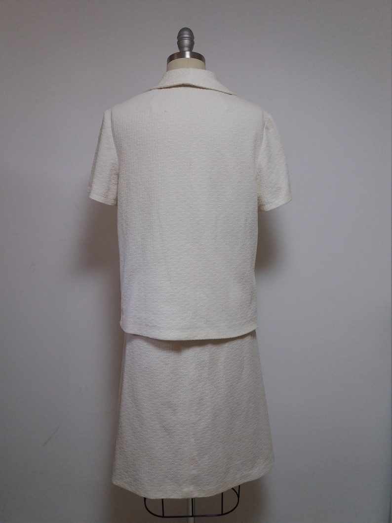 Vintage white cream short sleeve midi mod 2 piece outfit blazer jacket vest top pancil skirt business suit 60s 1960s
