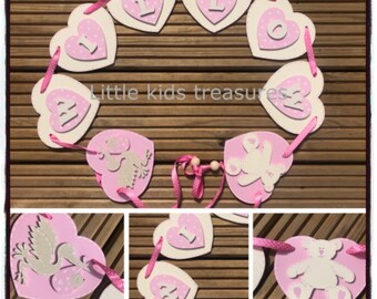 SALE**Girls new baby wooden heart bunting CUTE unique gift idea by little kids treasures