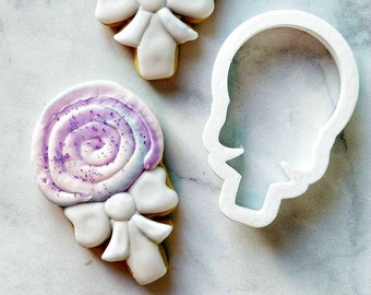 Lollipop Sucker with a Bow Cookie or Fondant Cutter with built-in impressions