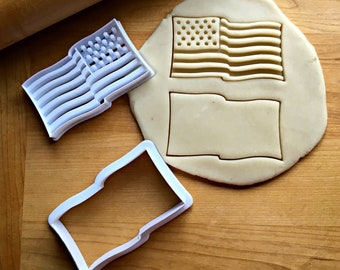 Set of 2 American Flag Cookie Cutters/Multi-Size