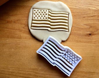 American Flag Cookie Cutter in Multiple Sizes