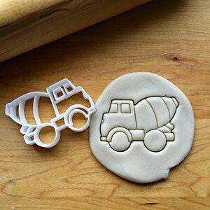 Cement Truck Cookie Cutter in Multiple Sizes