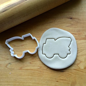 Cement Truck Cookie Cutter in Multiple Sizes