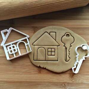 House and Key Cookie  Cutter in Multiple Sizes