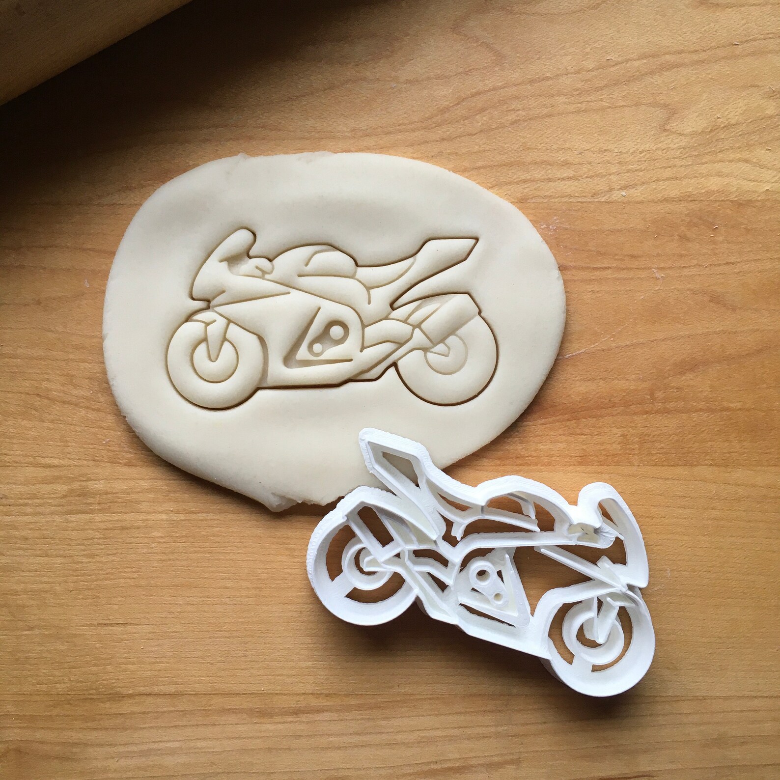 Emporte-pièce GENERIQUE Staedter Moto gaufrage Cookie Cutter, Argent, 7 cm