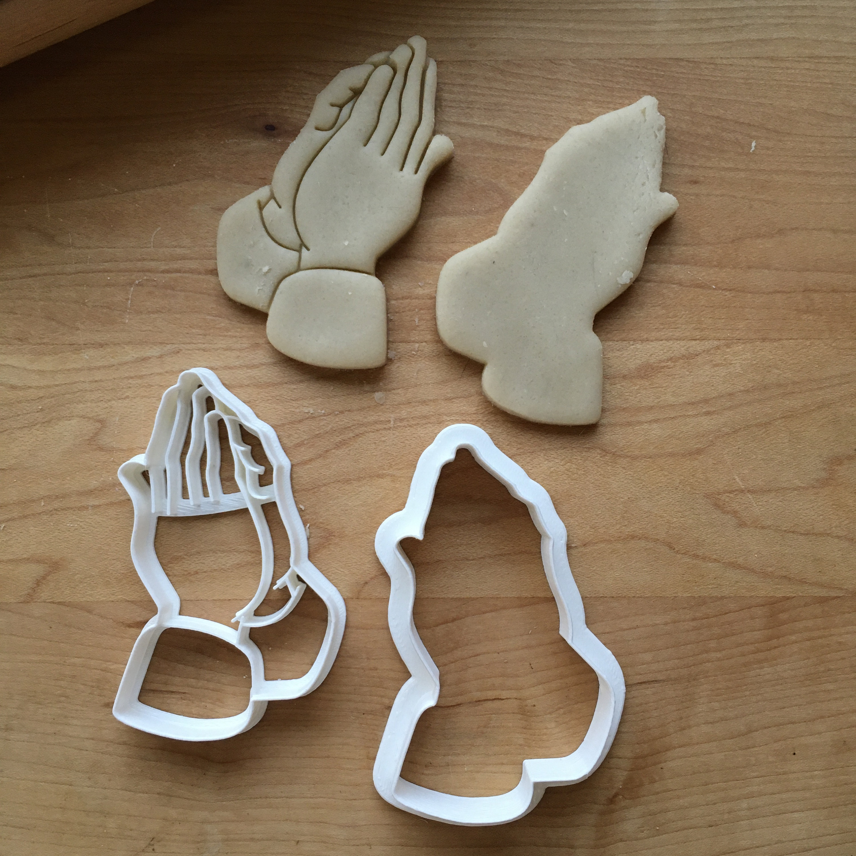 Set of 2 Praying Hands Cookie Cutters/multisize Etsy
