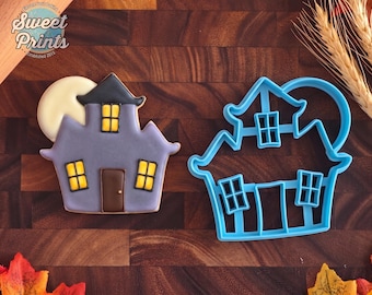 Haunted House with Moon Halloween Cookie Cutter in Multiple Sizes: