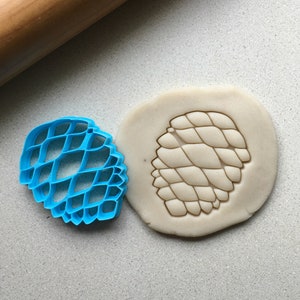 Pine Cone Cookie Cutter in Multiple Sizes