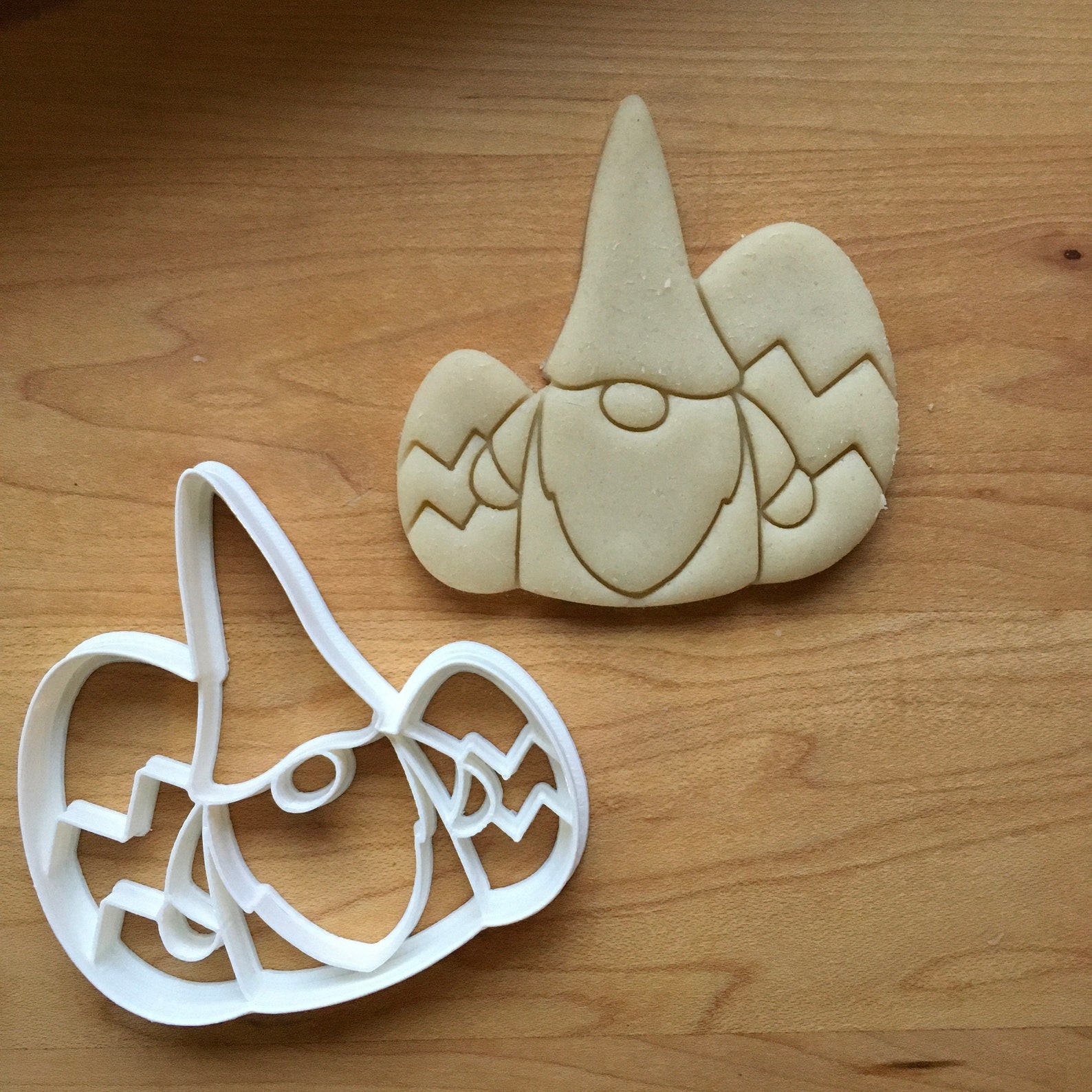 Set of 3 Easter Gnome Cookie Cutters/multisize Etsy
