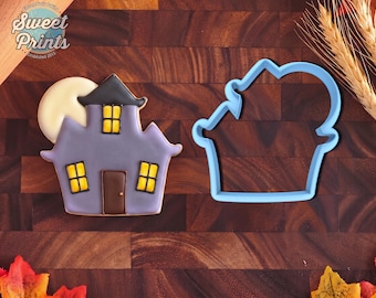 Haunted House with Moon Halloween Cookie Cutter in Multiple Sizes: