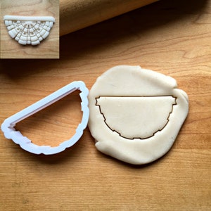 American Bunting Flag Cookie Cutter in Multiple Sizes