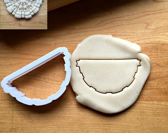 American Bunting Flag Cookie Cutter in Multiple Sizes