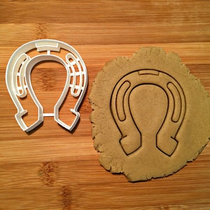 Horseshoe Cookie  Cutter in Multiple Sizes