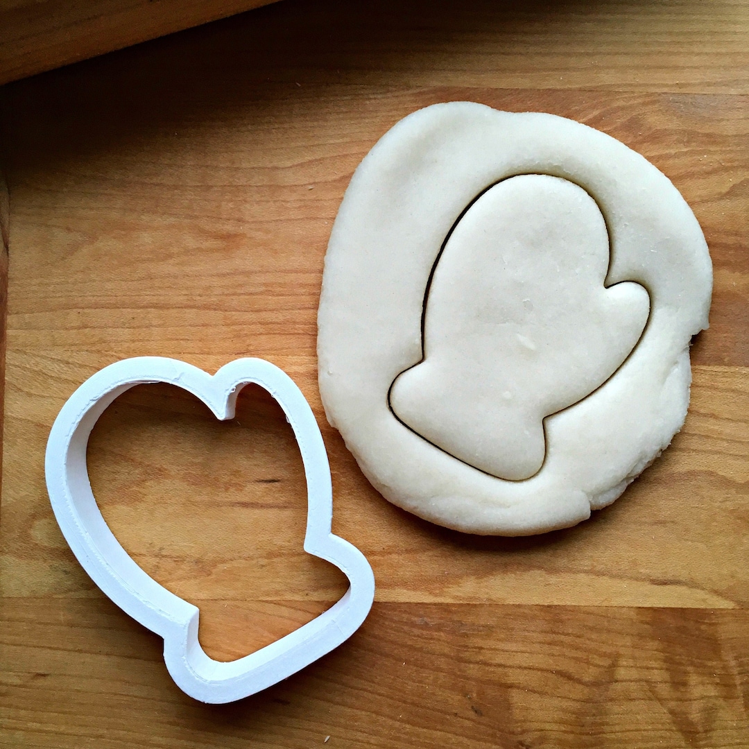 Left Mitten Left Mitten Cookie Cutter in Multiple Sizes - Etsy